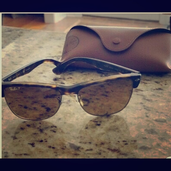 Ray-Ban Accessories - Ray-Ban polarized sunglasses; RB 4175 p